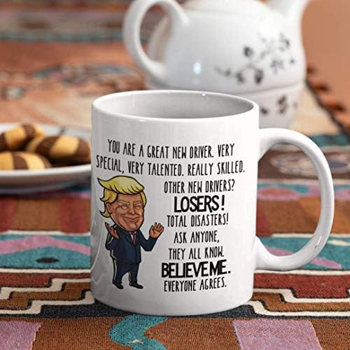 Trumpova nova vozačka šalica za sina rođendanski poklon od tate smiješna šalica čaja za tinejdžere ili poklon za djevojčice za 16 -godišnje