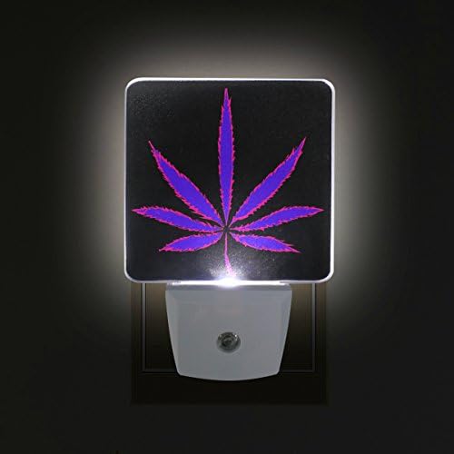 Set od 2 neonsko ljubičasta lista marihuane na crnoj led diodi s automatskim senzorom od sumraka do zore koji se uključuje u zatvorenom